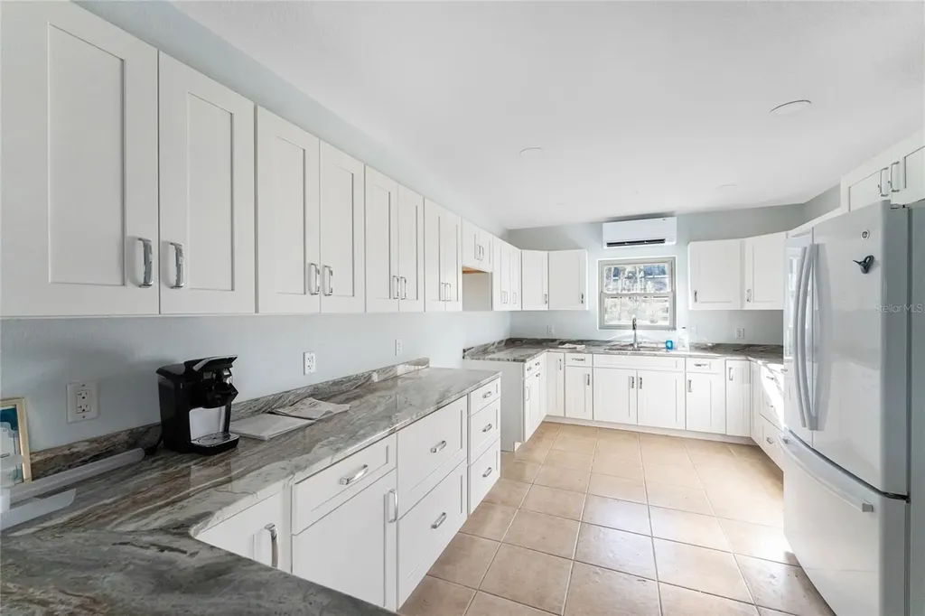 2700 N Beach Road Englewood FL 34223