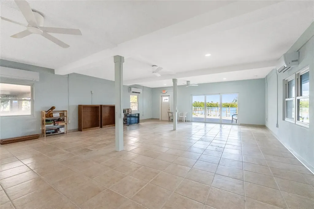 2700 N Beach Road Englewood FL 34223