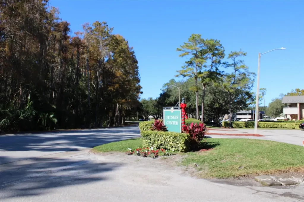 36750 Us Highway 19 N Palm Harbor FL 34683