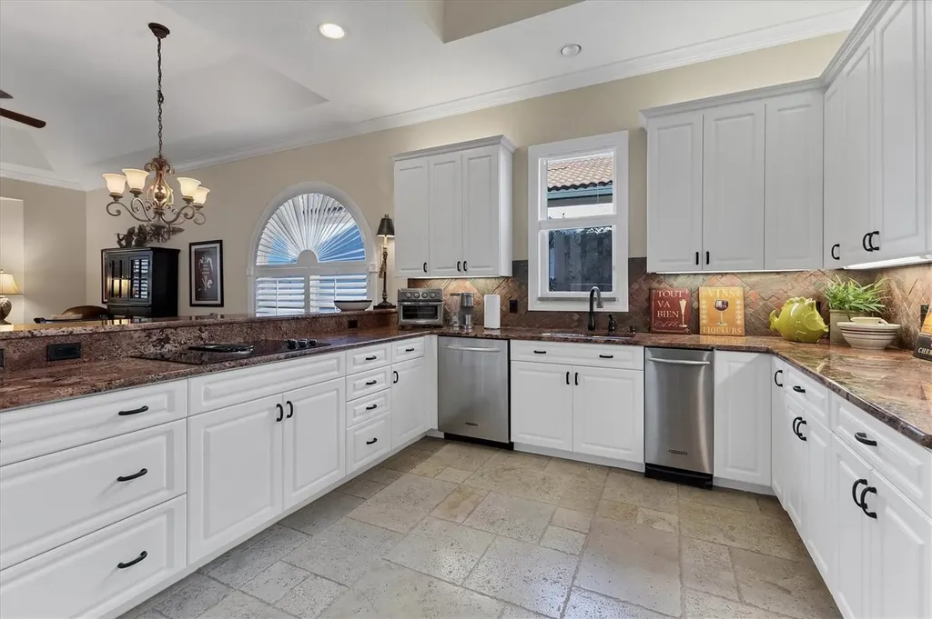 7612 Calle Facil Sarasota FL 34238