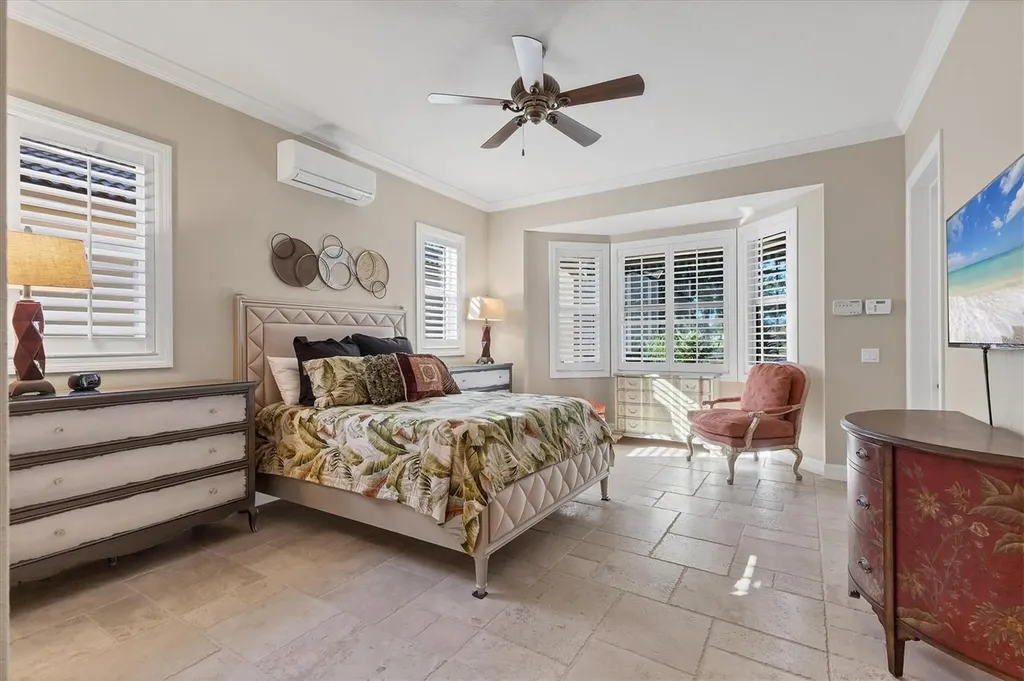 7612 Calle Facil Sarasota FL 34238