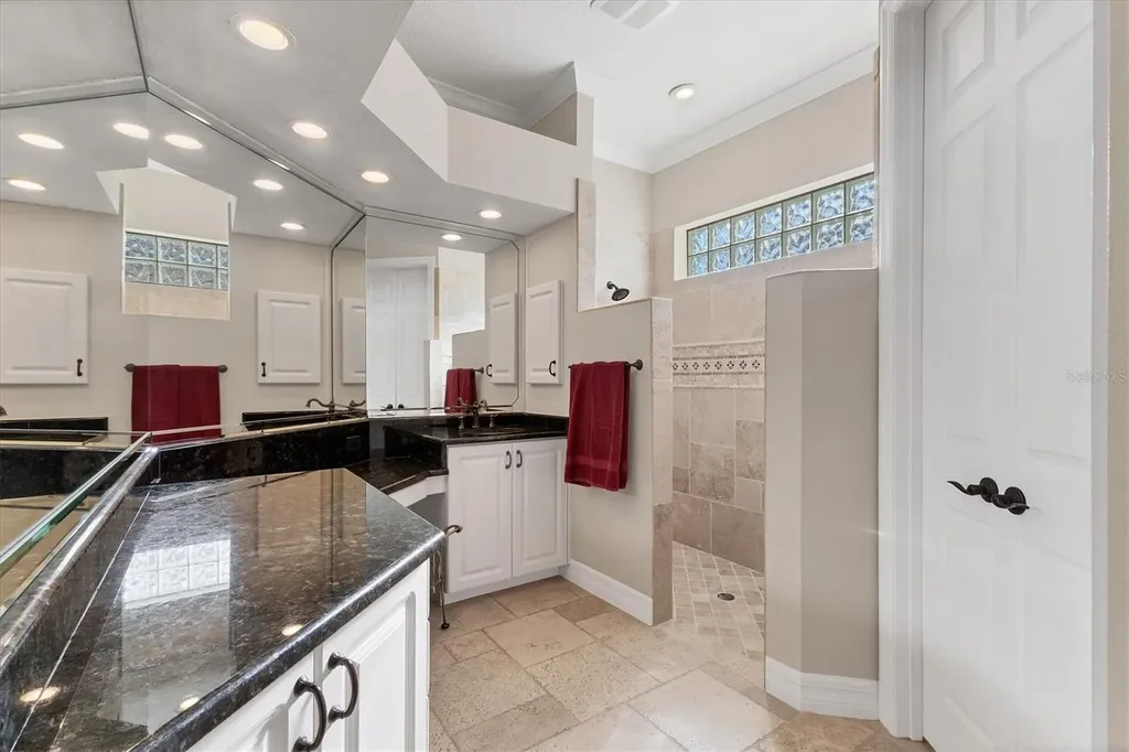 7612 Calle Facil Sarasota FL 34238