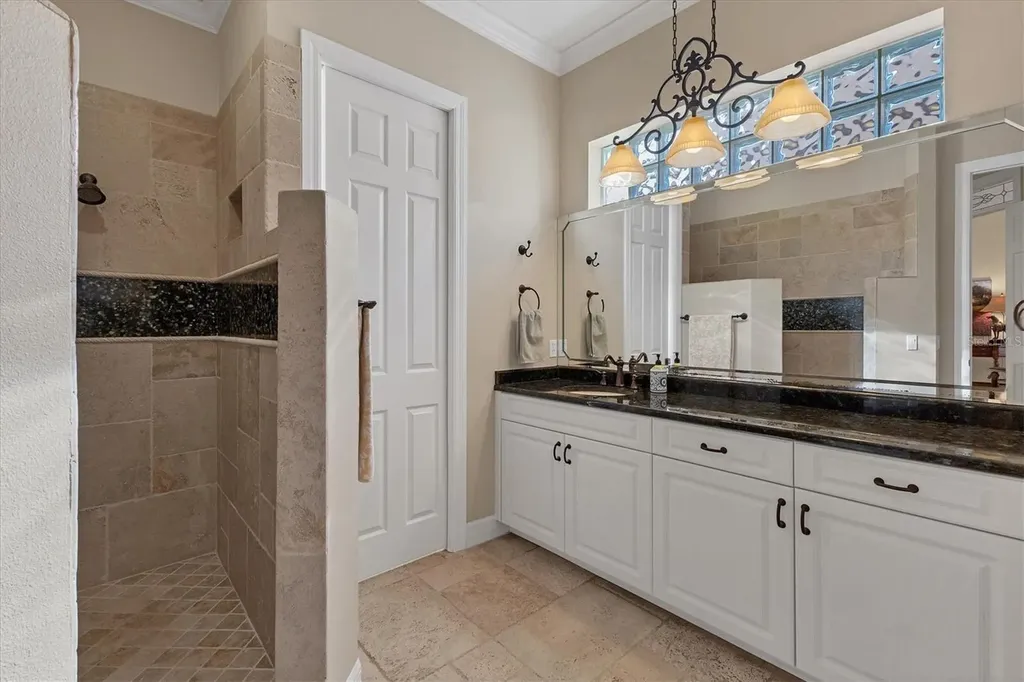 7612 Calle Facil Sarasota FL 34238
