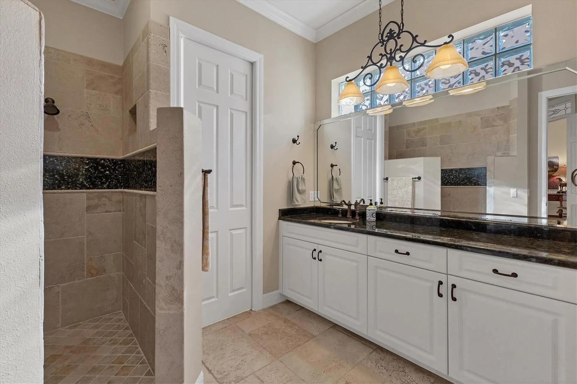 7612 Calle Facil Sarasota FL 34238
