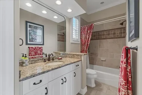 7612 Calle Facil Sarasota FL 34238