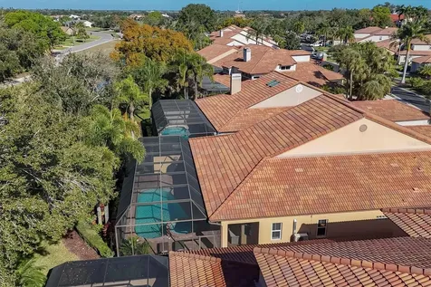 7612 Calle Facil Sarasota FL 34238