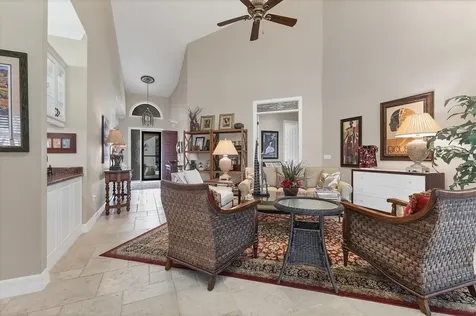 7612 Calle Facil Sarasota FL 34238