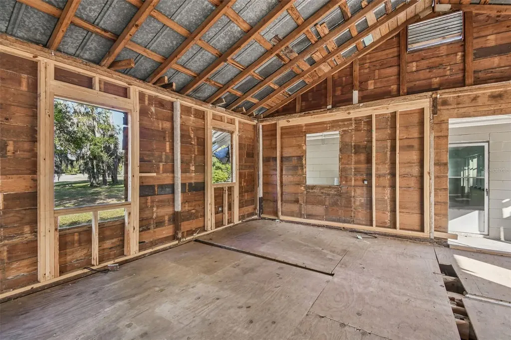 2311 S Ronald Reagan Boulevard Altamonte Springs FL 32701