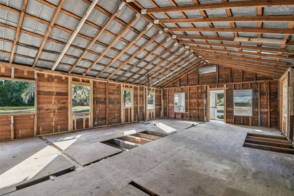 2311 S Ronald Reagan Boulevard Altamonte Springs FL 32701