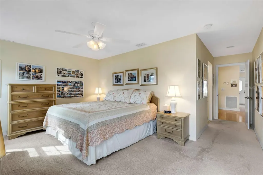 3242 Ringwood Meadow Sarasota FL 34235