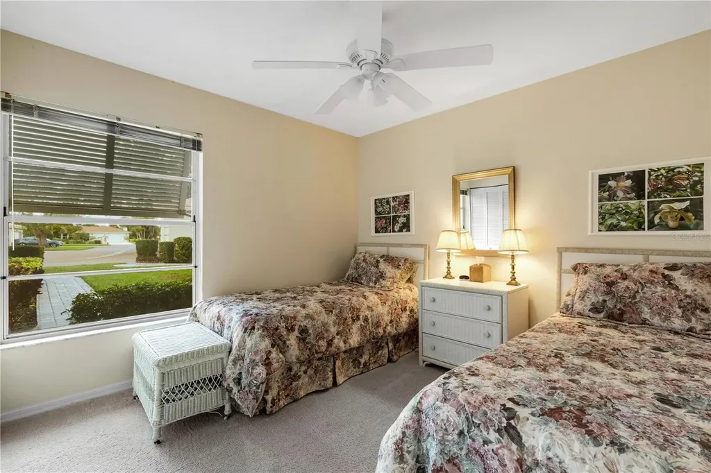 3242 Ringwood Meadow Sarasota FL 34235