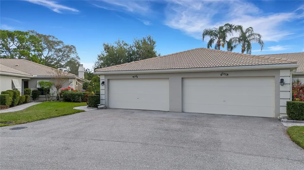 3242 Ringwood Meadow Sarasota FL 34235
