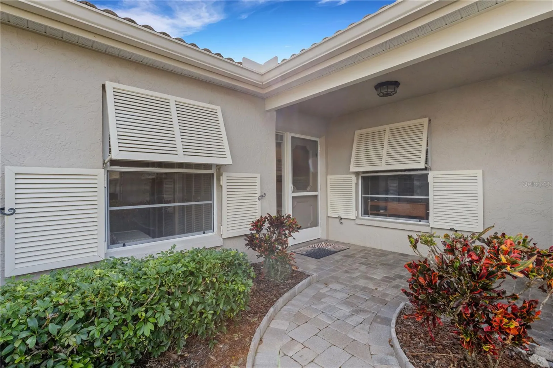 3242 Ringwood Meadow Sarasota FL 34235