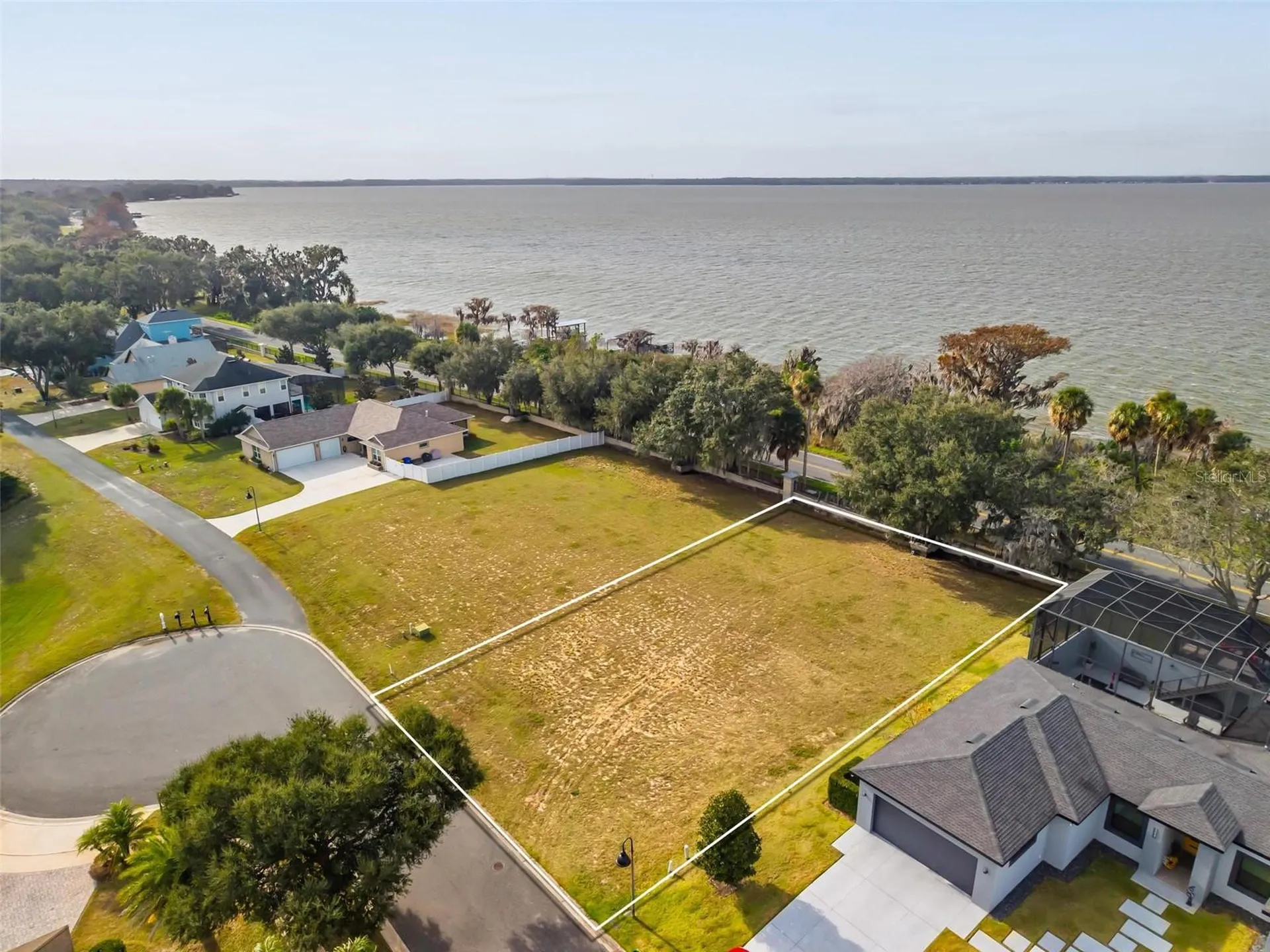 3231 Landing View Tavares FL 32778