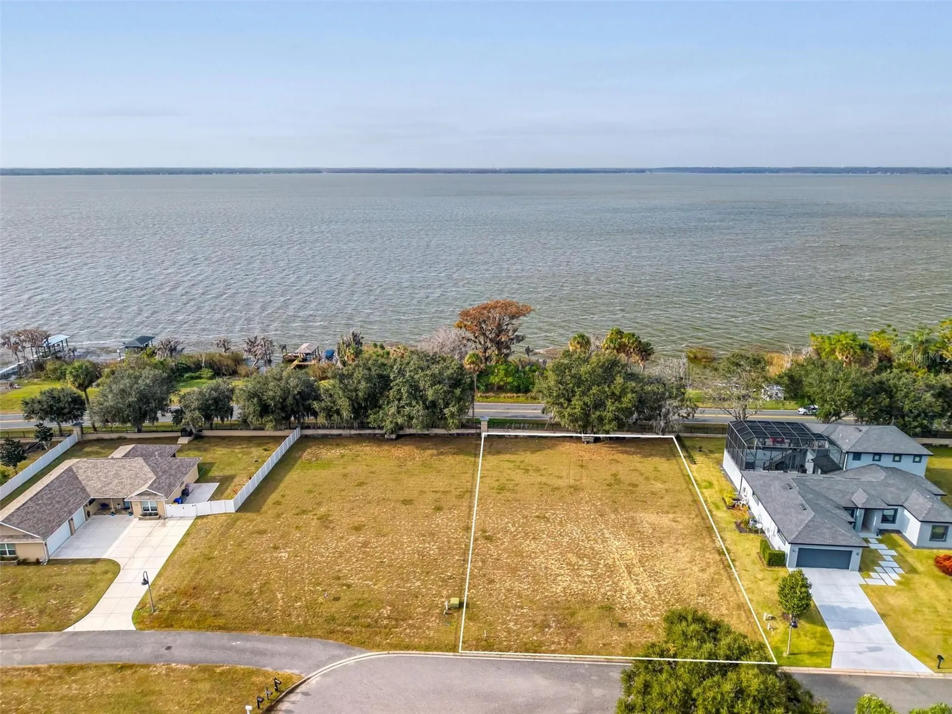 3231 Landing View Tavares FL 32778