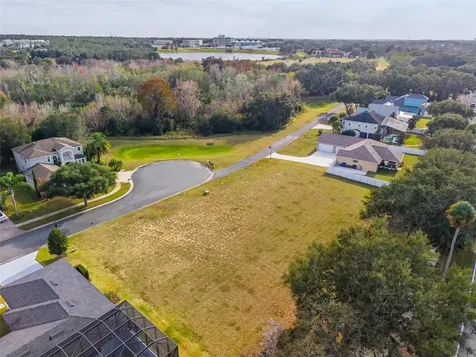3231 Landing View Tavares FL 32778