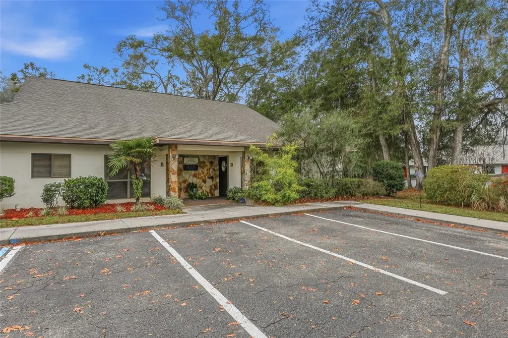 4909 NW 27th Court Gainesville FL 32606