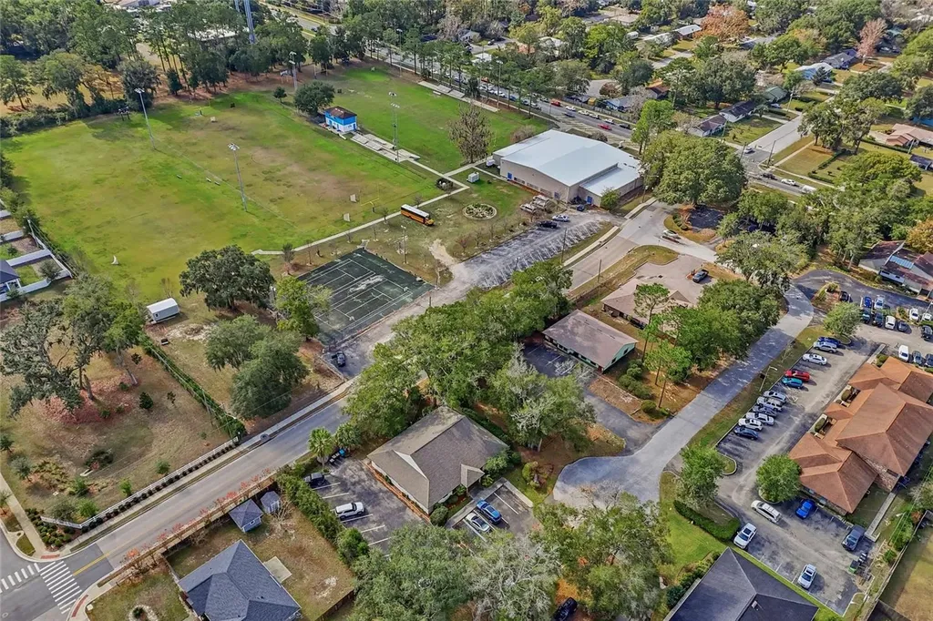4909 NW 27th Court Gainesville FL 32606