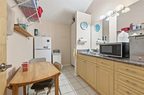 4909 NW 27th Court Gainesville FL 32606