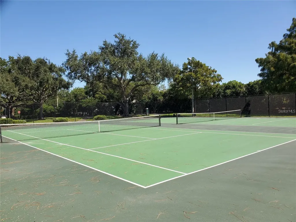 315 Lakepointe Drive Altamonte Springs FL 32701