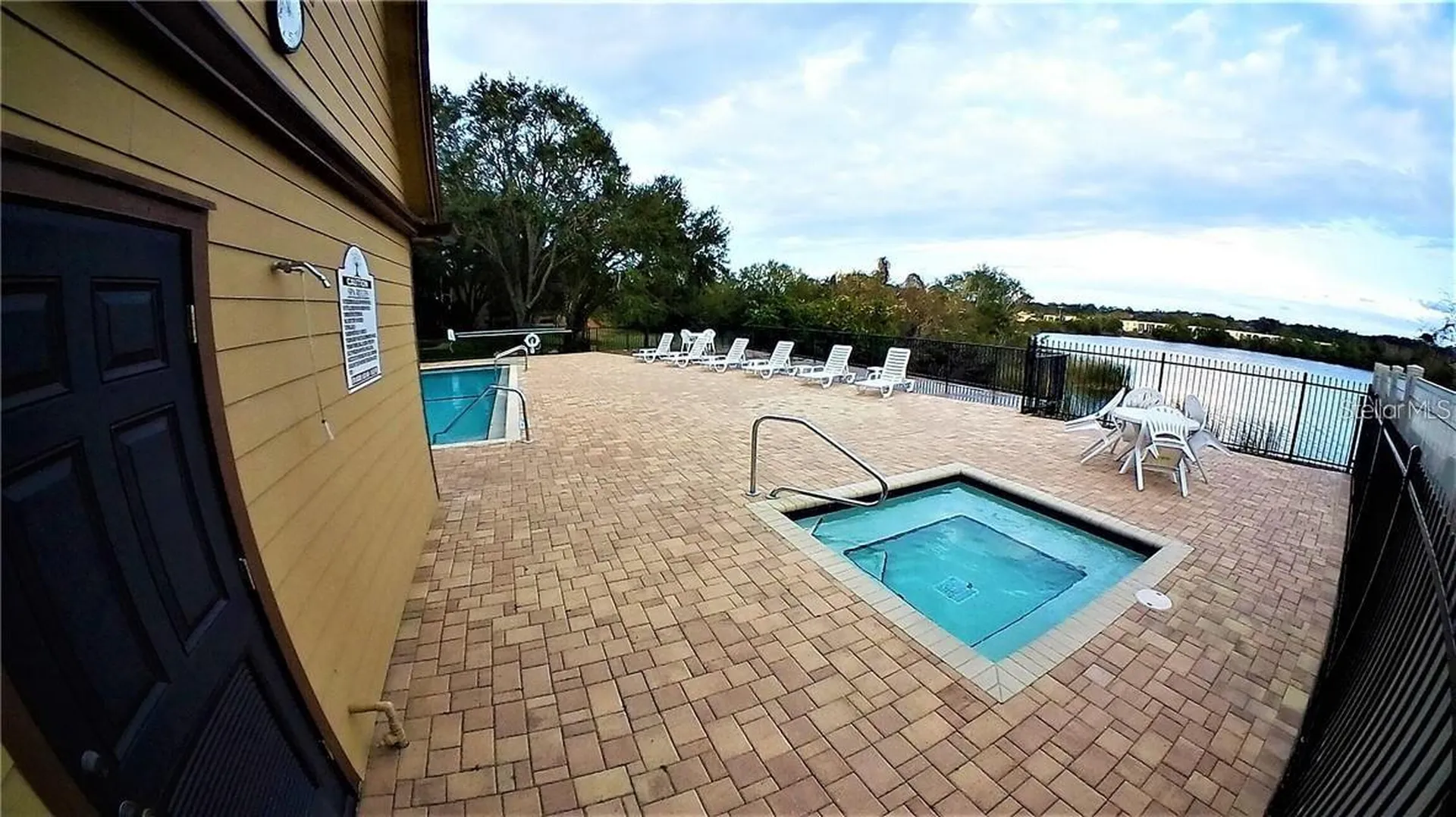 315 Lakepointe Drive Altamonte Springs FL 32701