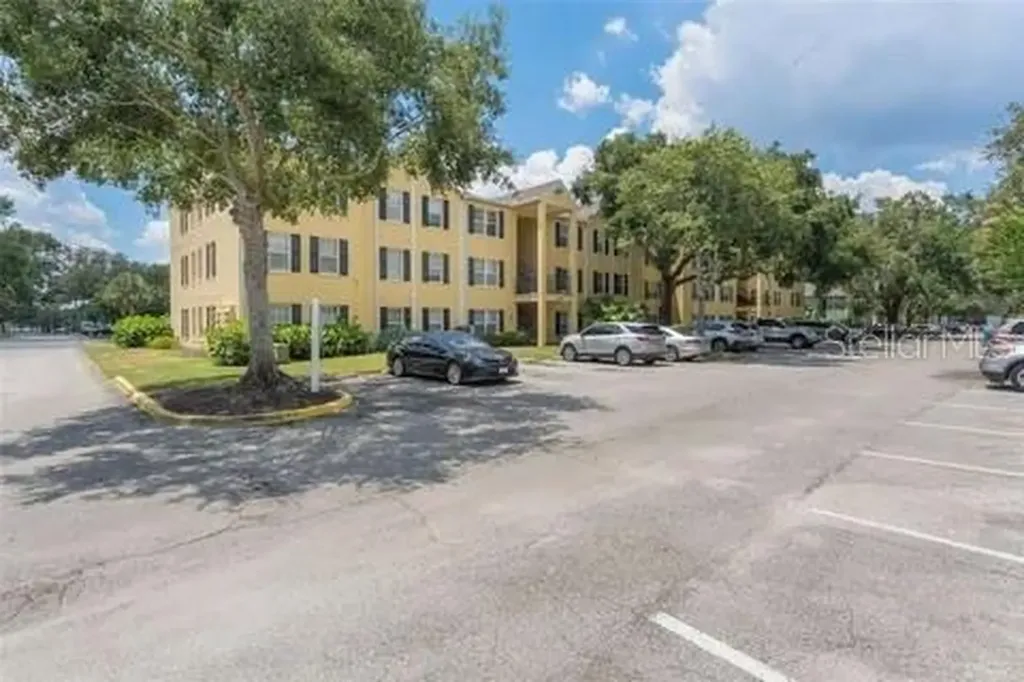 2019 Dixie Belle Drive Orlando FL 32812
