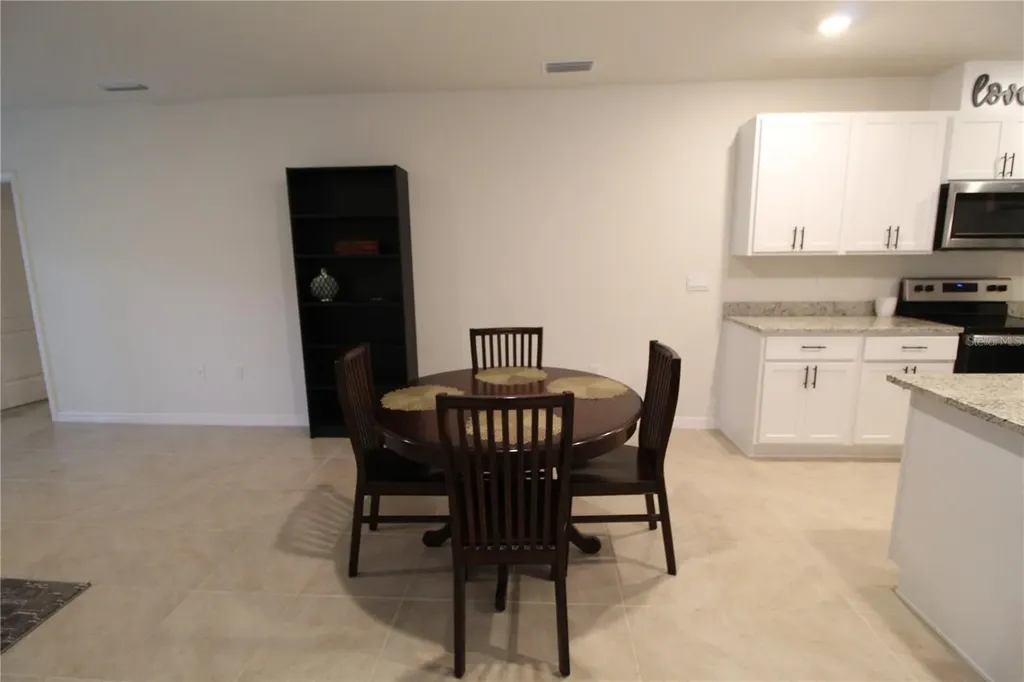423 Pelham Park Drive Deland FL 32720