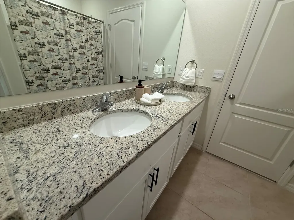 423 Pelham Park Drive Deland FL 32720
