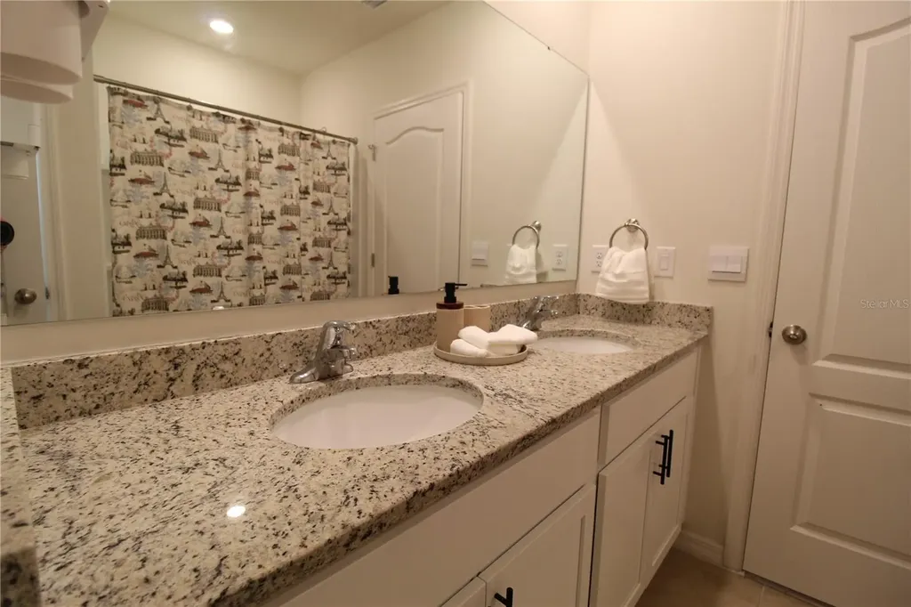 423 Pelham Park Drive Deland FL 32720