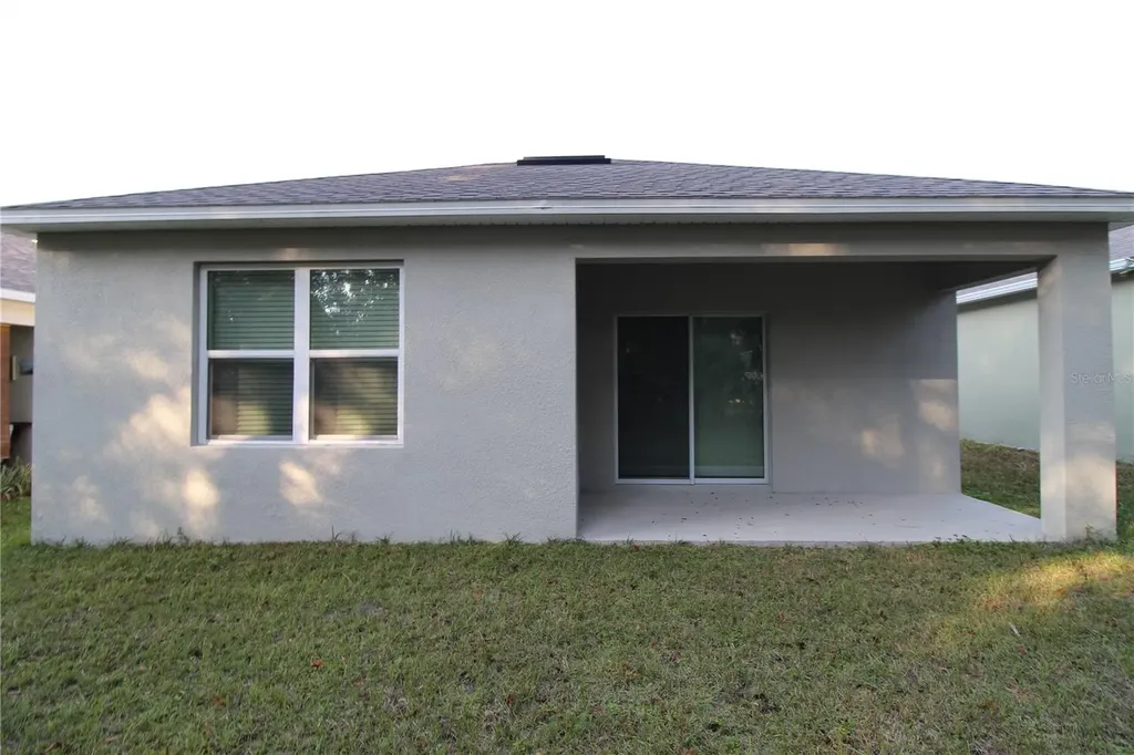 423 Pelham Park Drive Deland FL 32720
