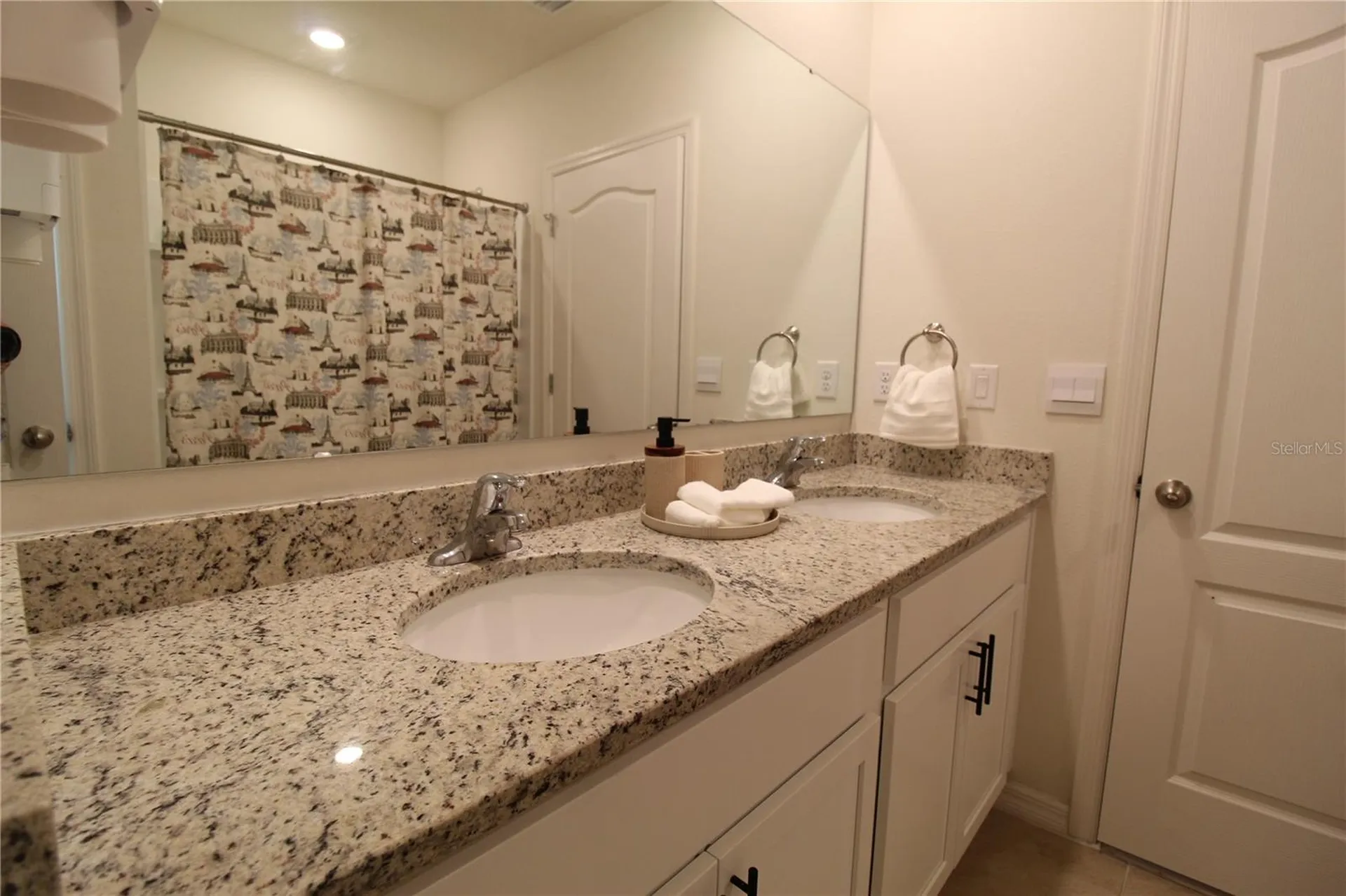 423 Pelham Park Drive Deland FL 32720