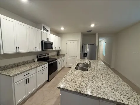 423 Pelham Park Drive Deland FL 32720