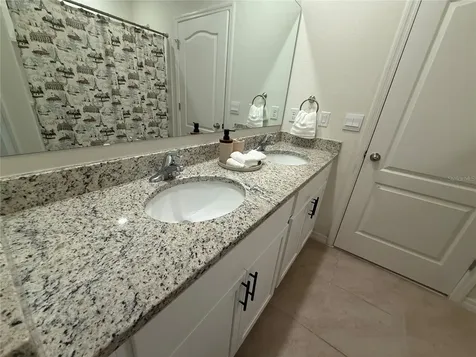 423 Pelham Park Drive Deland FL 32720