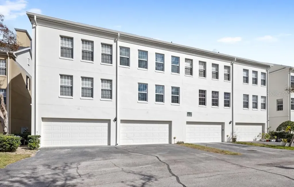 1050 Waterside Drive Kissimmee FL 34747