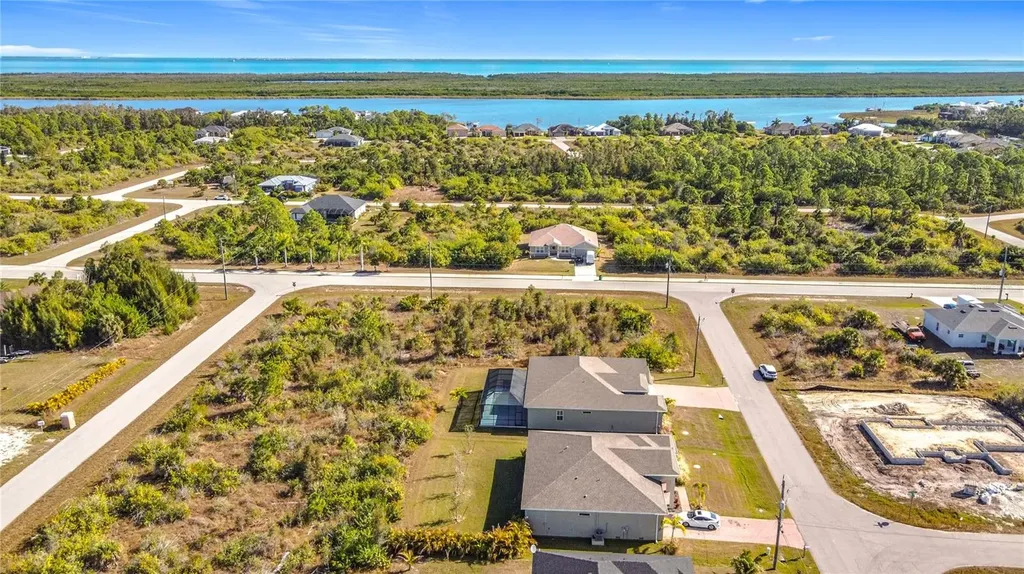 15520 Greenwood Avenue Port Charlotte FL 33981