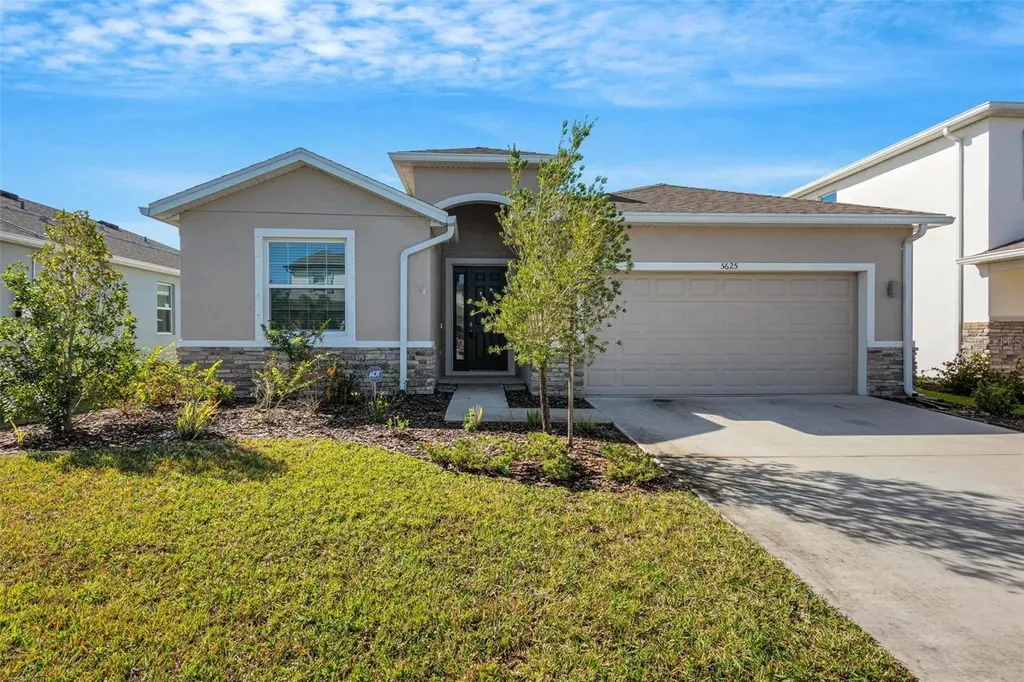 5625 Soft Skies Drive Sarasota FL 34238