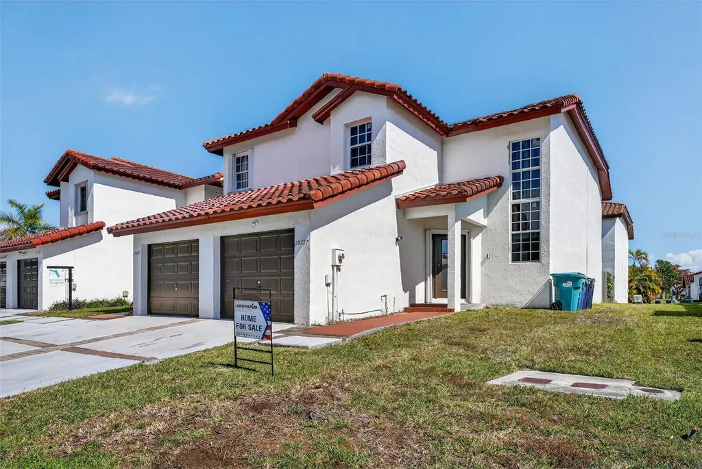 20737 SW 81st Place Cutler Bay FL 33189
