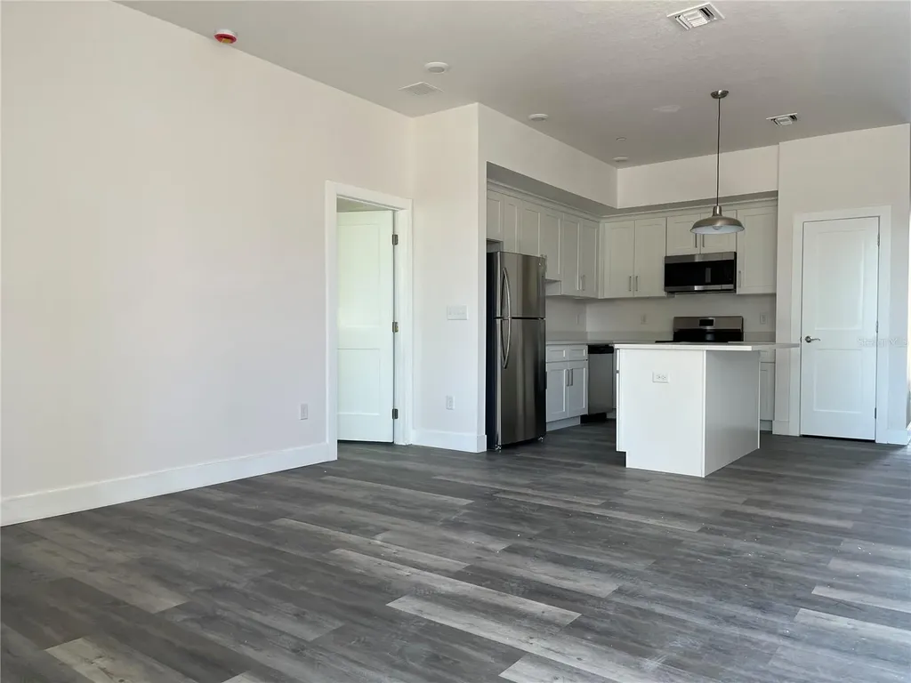 2104 E Columbus Drive Tampa FL 33605