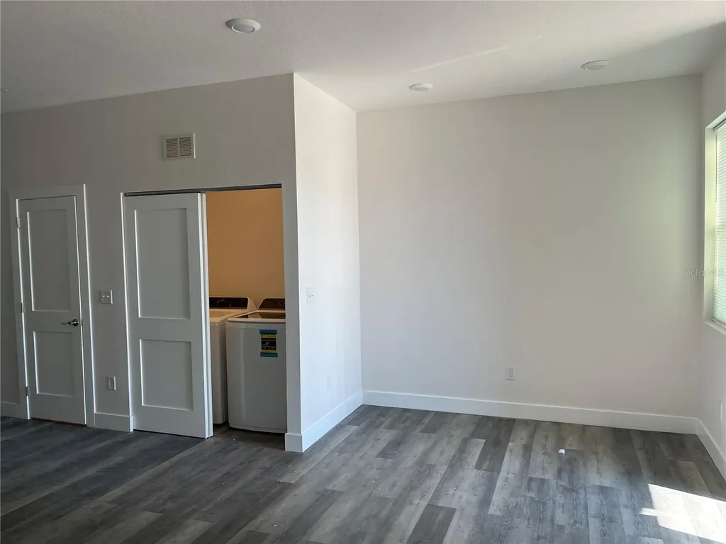 2104 E Columbus Drive Tampa FL 33605