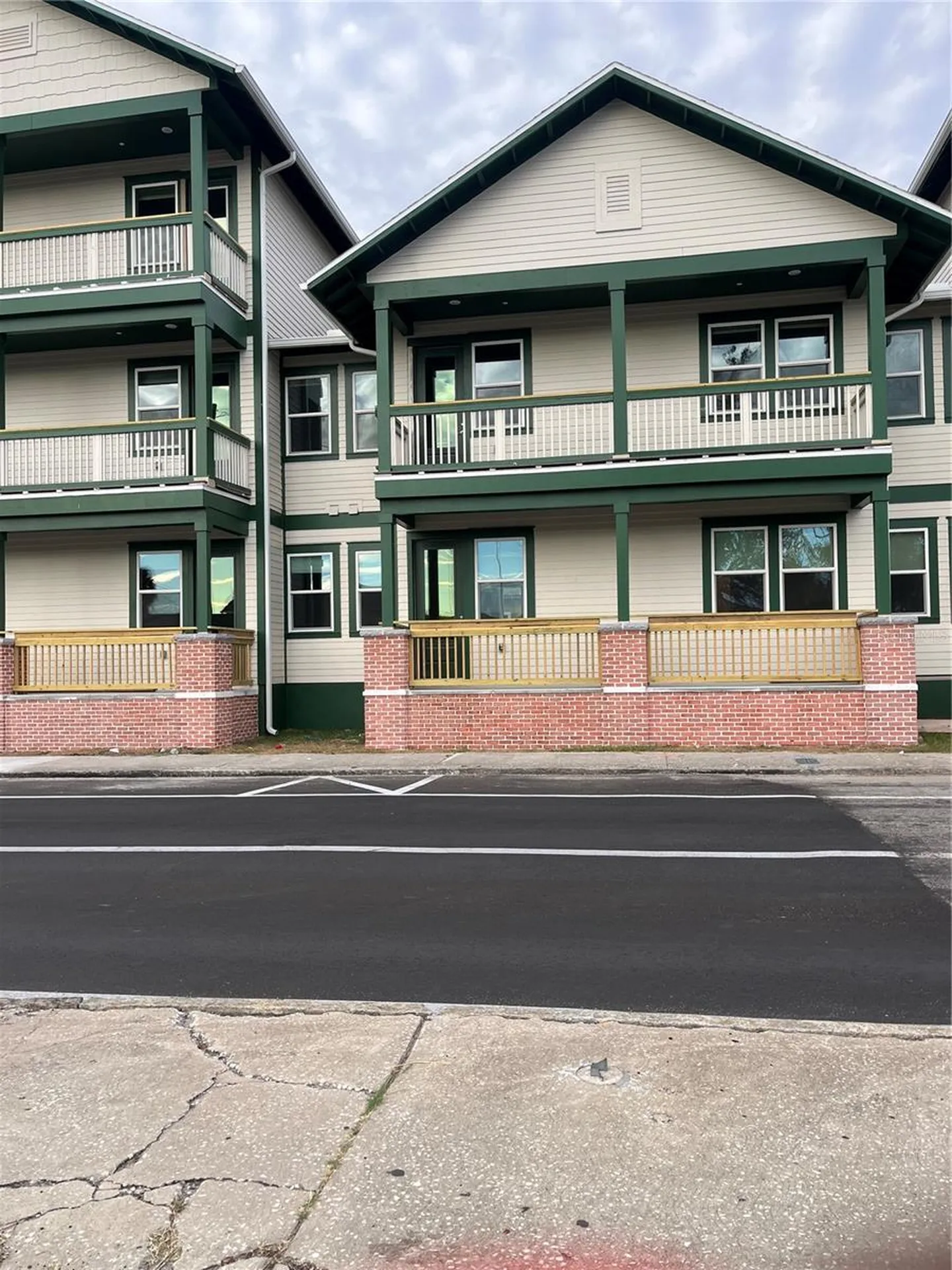 2104 E Columbus Drive Tampa FL 33605