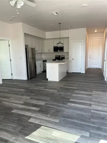 2104 E Columbus Drive Tampa FL 33605