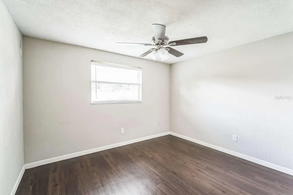 5620 90th Avenue N Pinellas Park FL 33782