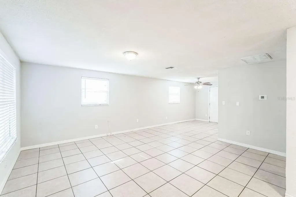 5620 90th Avenue N Pinellas Park FL 33782