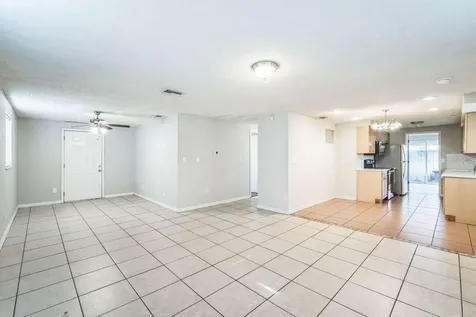 5620 90th Avenue N Pinellas Park FL 33782