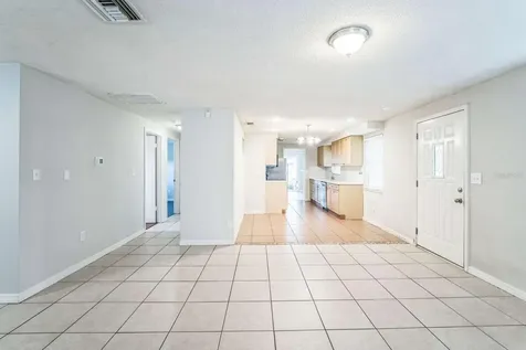 5620 90th Avenue N Pinellas Park FL 33782