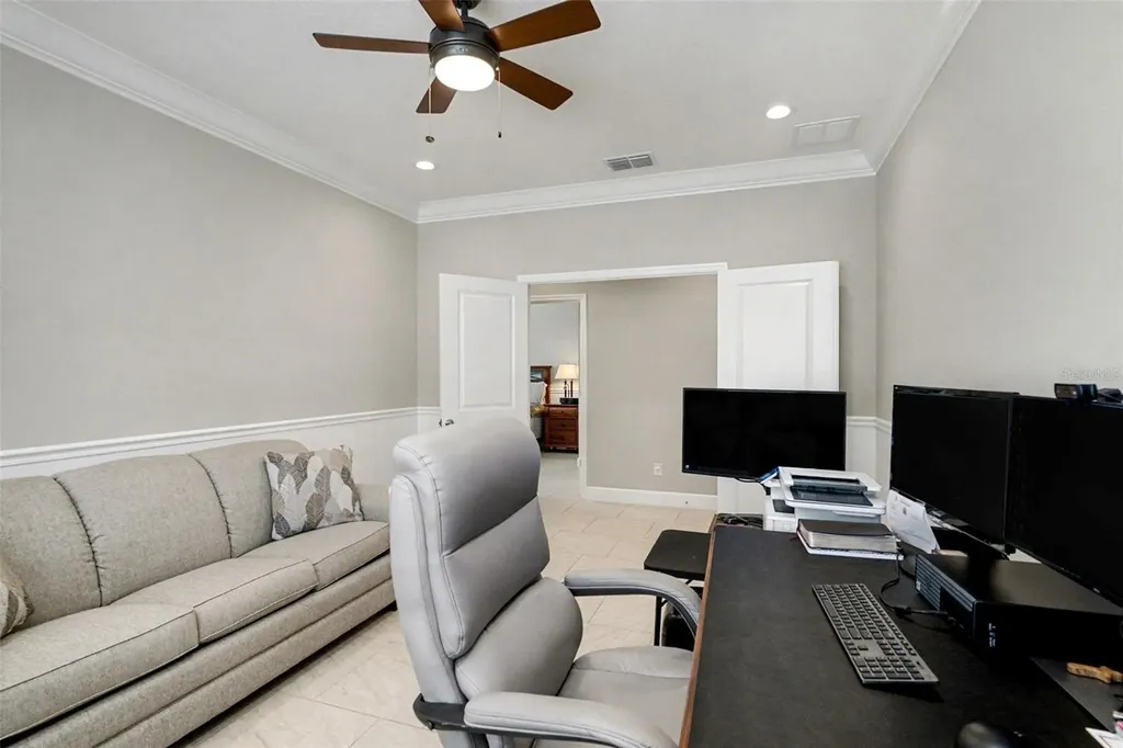 4715 Avila Lakes Drive Wimauma FL 33598