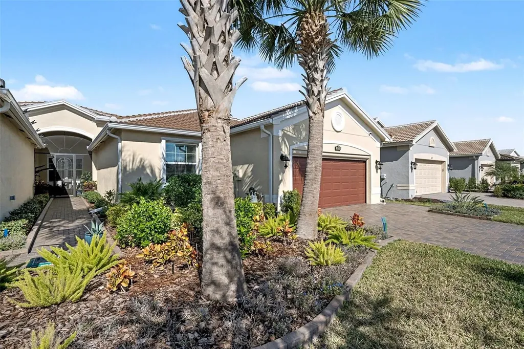 4715 Avila Lakes Drive Wimauma FL 33598