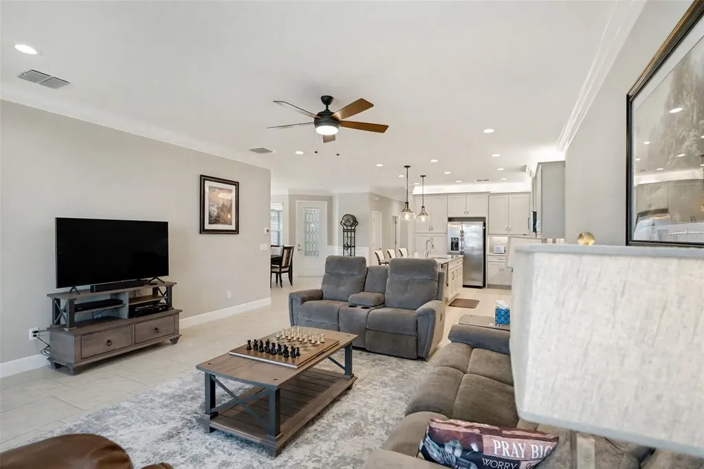 4715 Avila Lakes Drive Wimauma FL 33598