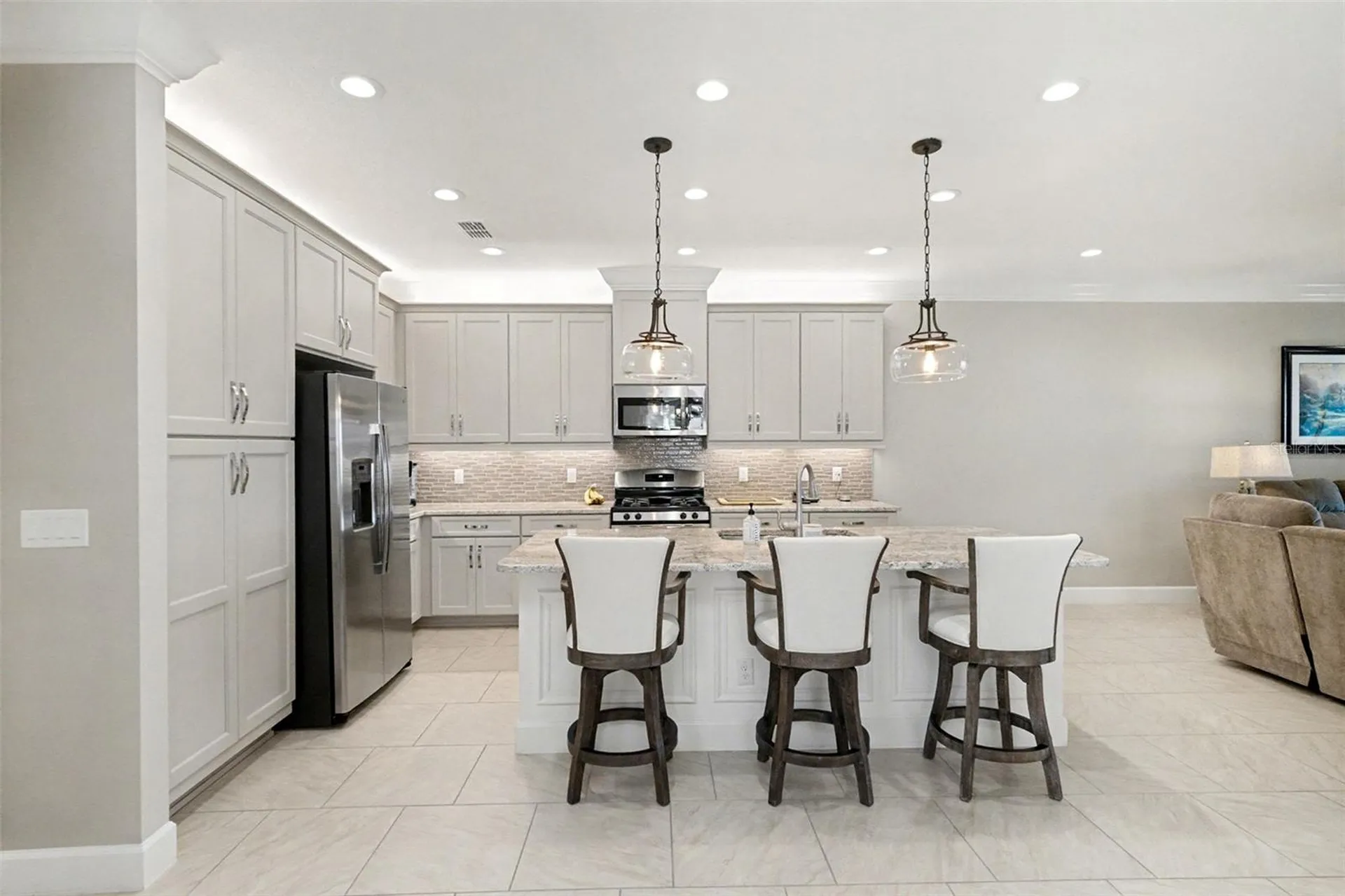 4715 Avila Lakes Drive Wimauma FL 33598