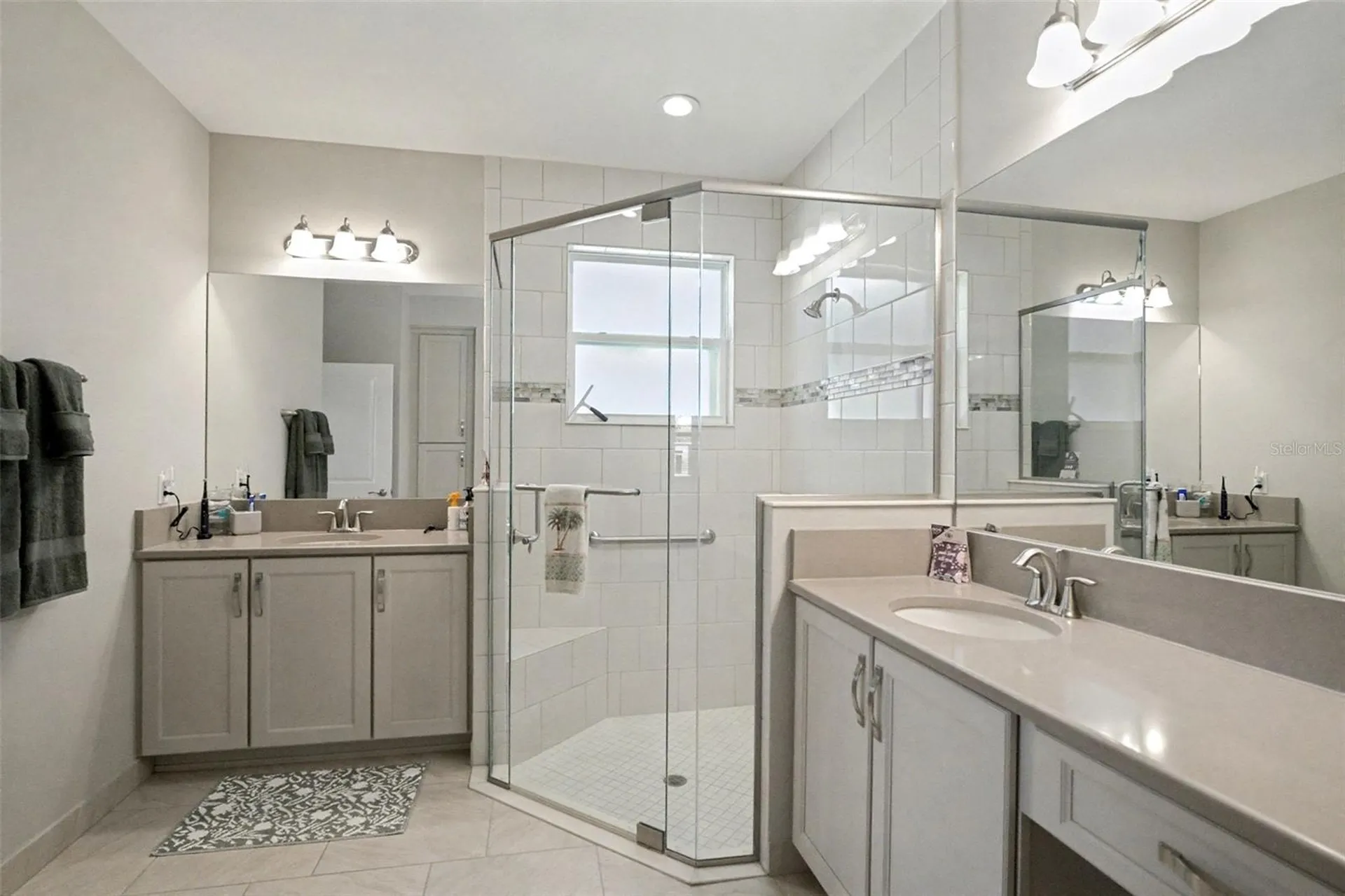4715 Avila Lakes Drive Wimauma FL 33598